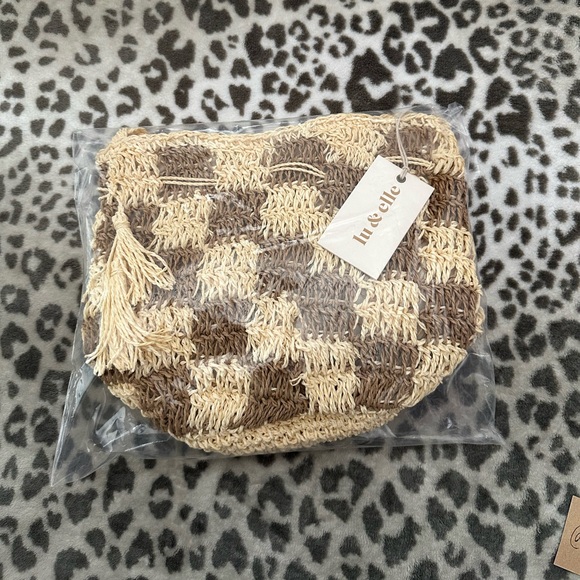 Lu & Elle The Sundrift Tassel Bucket Bag Handwoven Natural Tones Checkered - Picture 15 of 17